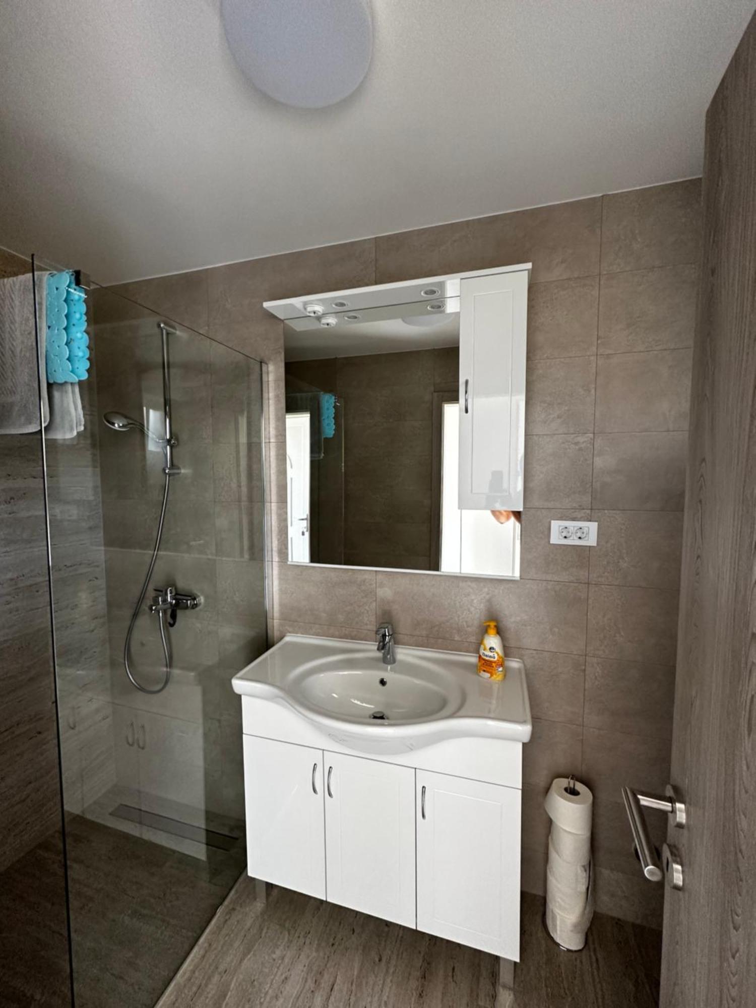 Apartmani Tamaris Murter Exterior foto